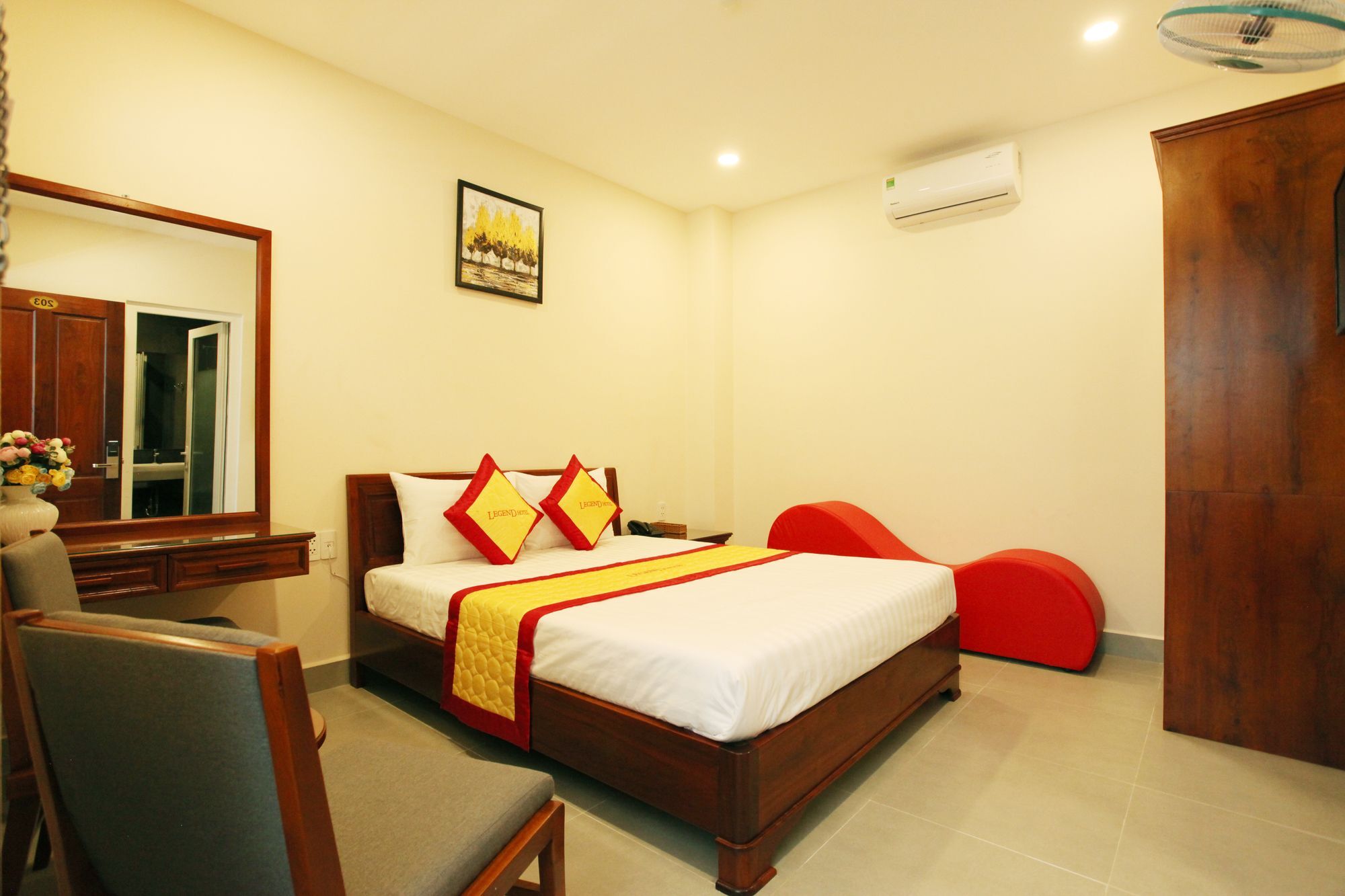 Legend Hotel Hô Chi Minh-Ville Extérieur photo